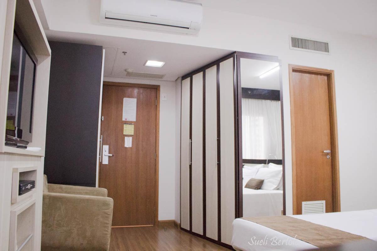 Lindo Flat Em Hotel 4 Estrelas Na Bela Vista Сао Паоло Екстериор снимка