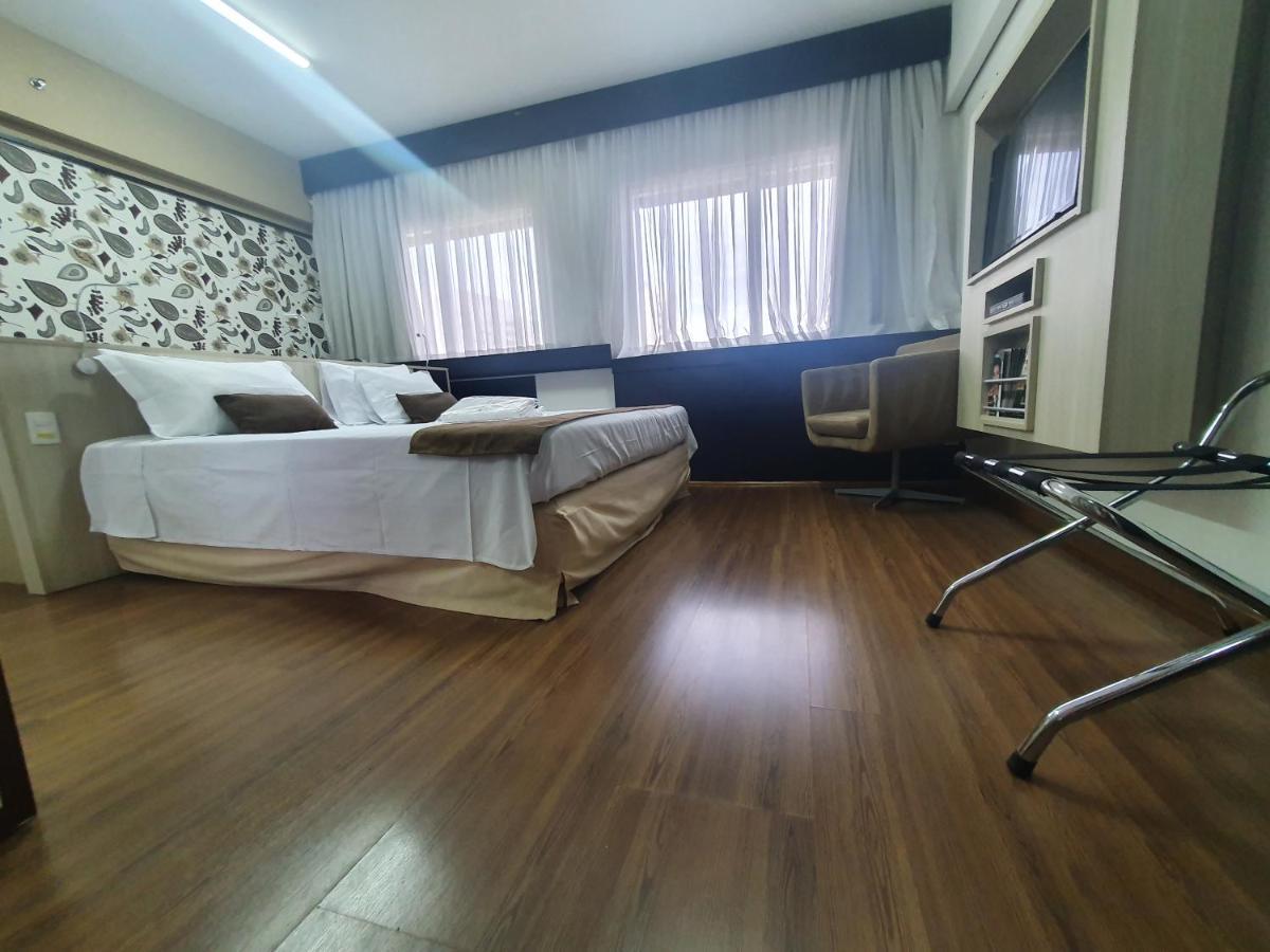 Lindo Flat Em Hotel 4 Estrelas Na Bela Vista Сао Паоло Екстериор снимка